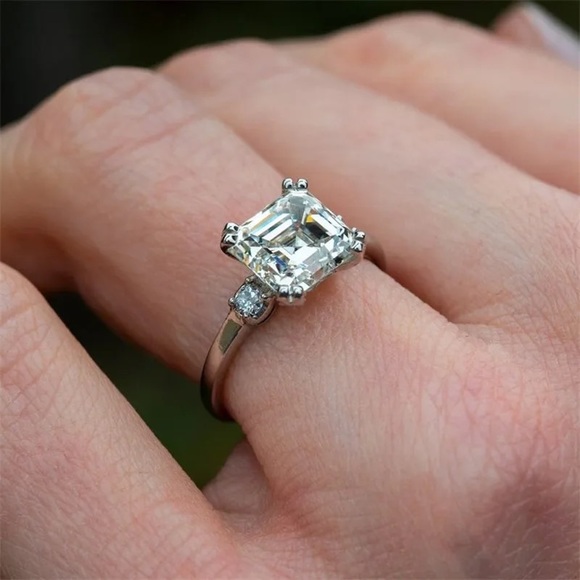 3.12Ct Three Stone Setting Asscher Cut Created White Sapphire Size 8 - Picture 1 of 16